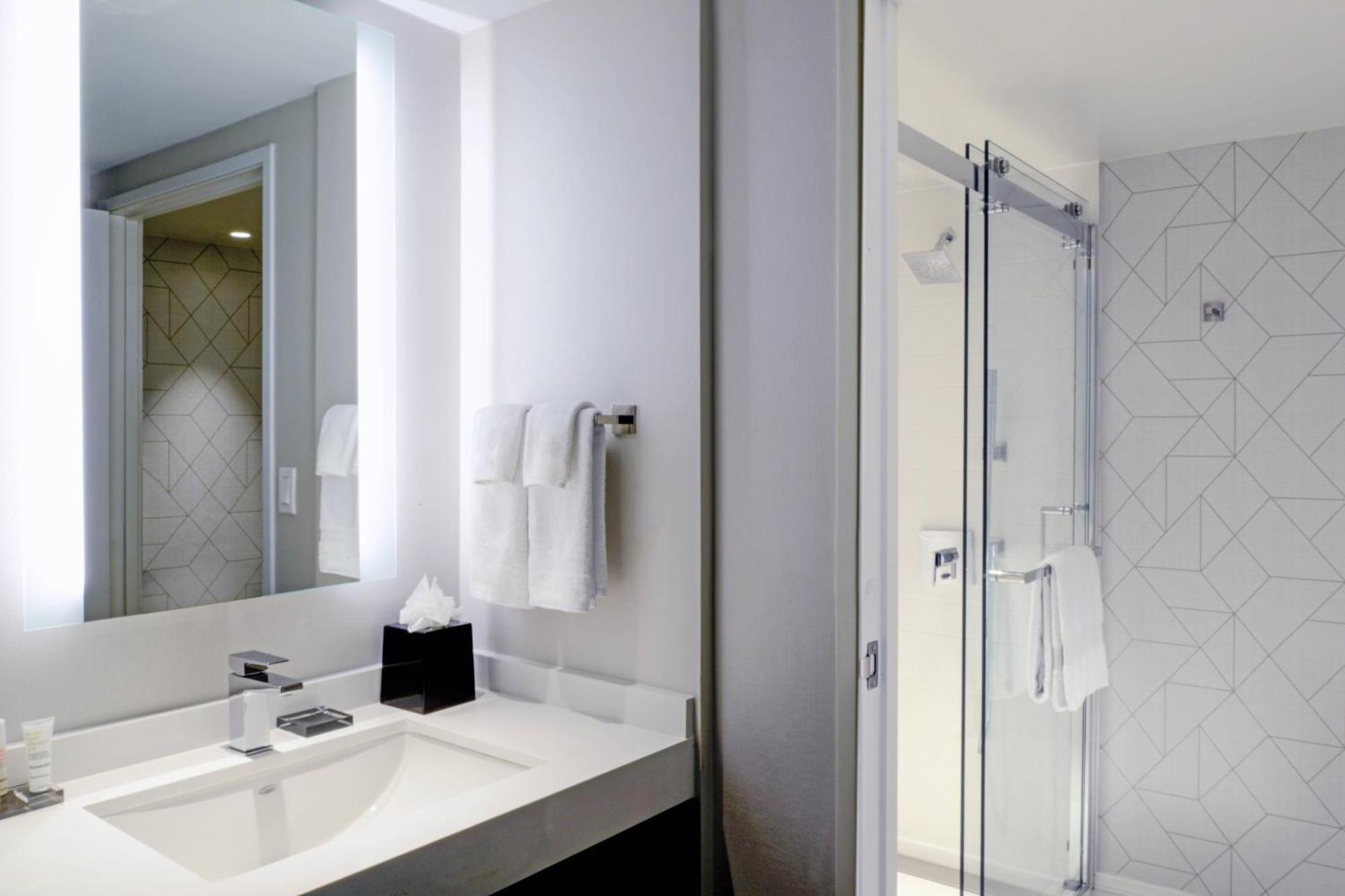 Long Beach Marriott Luaran gambar